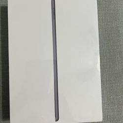 I pad 9th Generation  256 GB $500