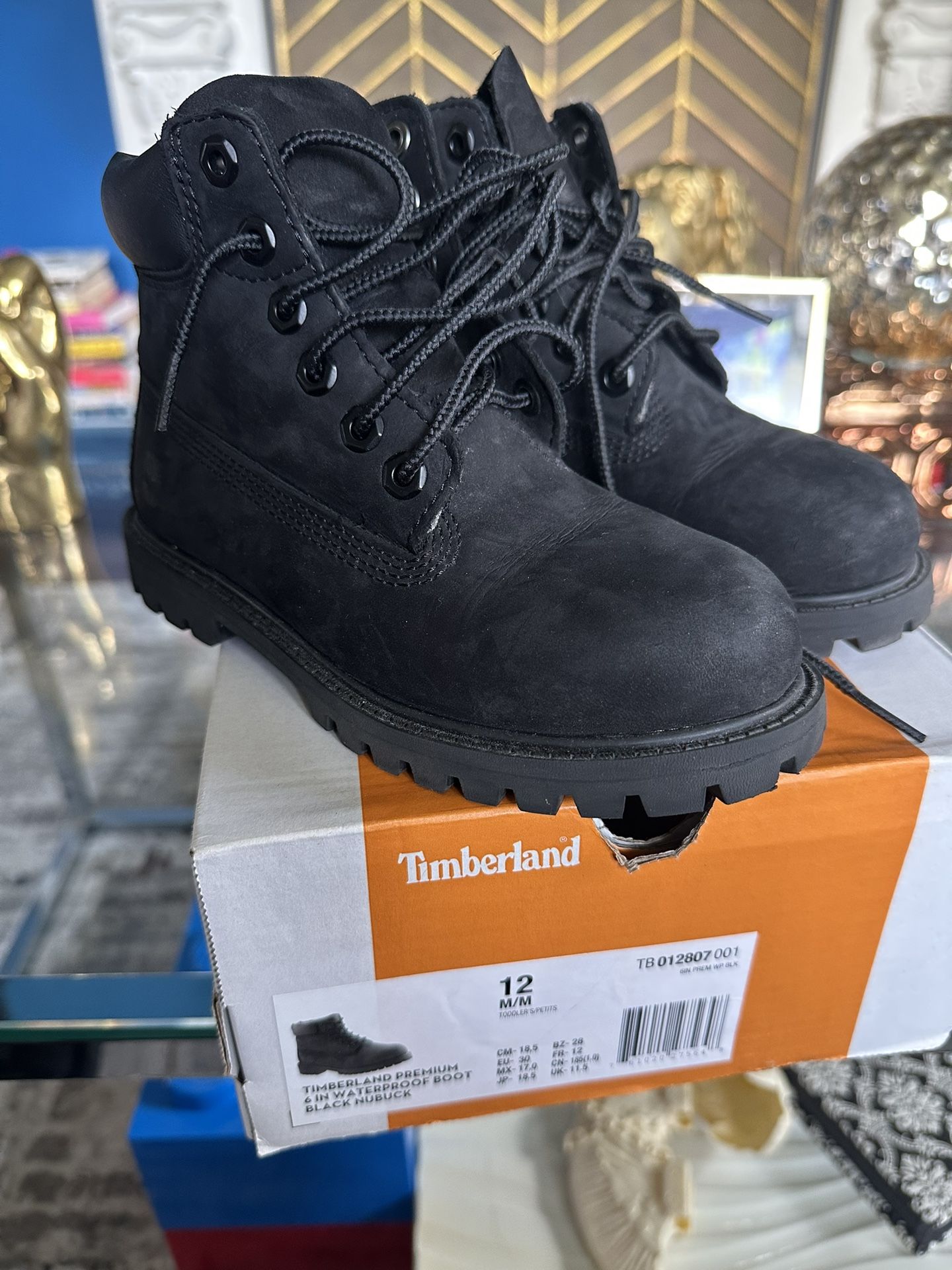 Timberland 6" Premium Black Suede