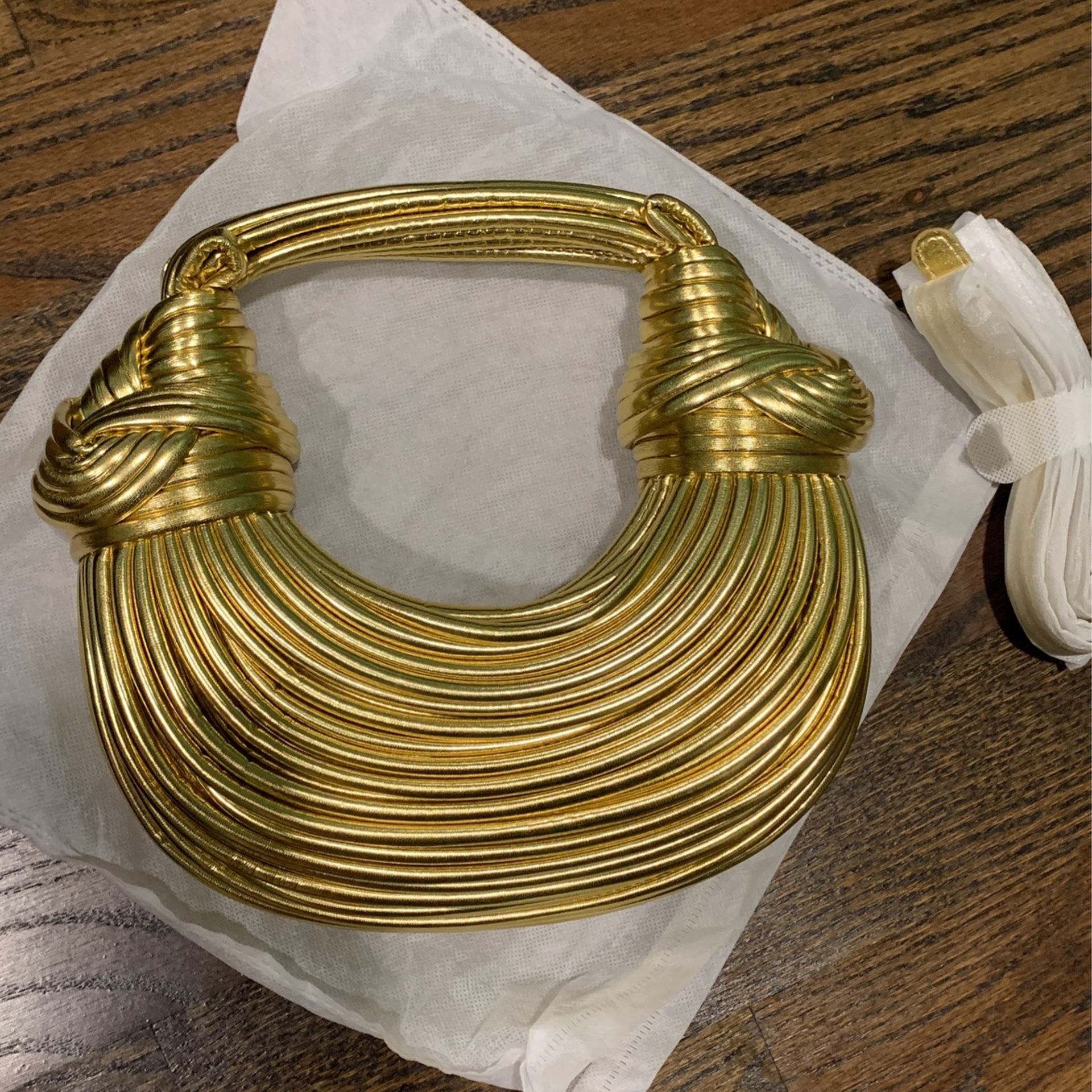 Woven Crossbody Bag for Women, Small Leather Clutch Purse, Knotted Bread Handbag, Top Handle Noodles Satchel Bag.