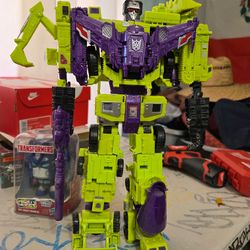 Transformers Not Transformer Devastator KO