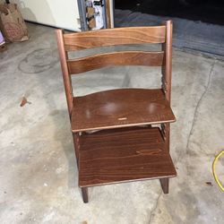 Stokke Tripp Trapp Kids Chair