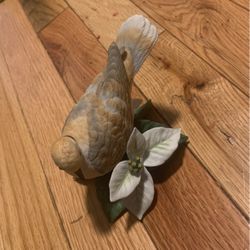 Beautiful Lenox bird 