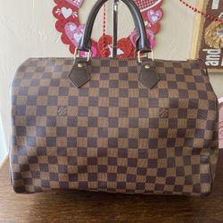 Louis Vuitton Speedy 