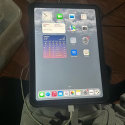 iPad 10th Gen 