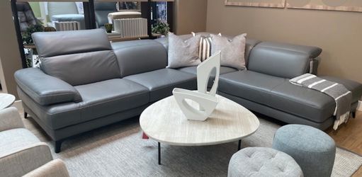 Natuzzi ‘Speranza’ C054 3pc. Leather Sectional