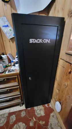 18 Gun Floor Safe Security Safe Stack-On