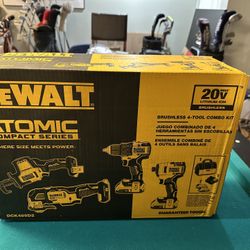 New Dewalt 20 V Set 4 Tools Battery Charger