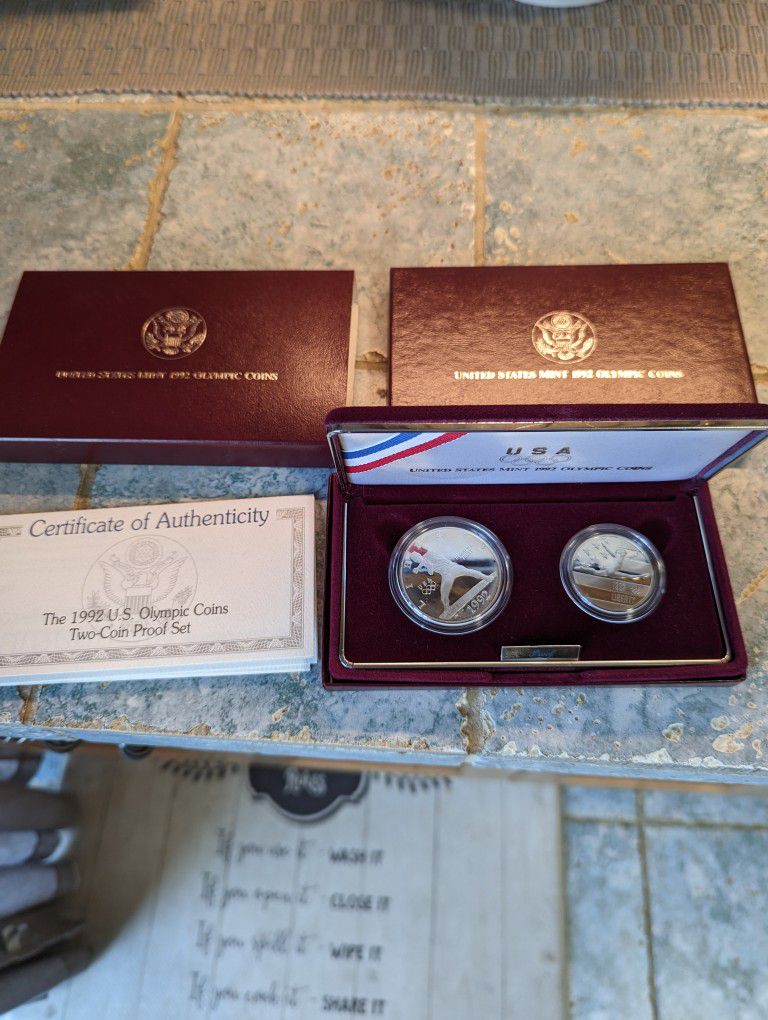 1992 Olympic Coin Set. Silver Dollar