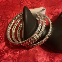 Silver 3 Piece Bangle Bracelet Set..