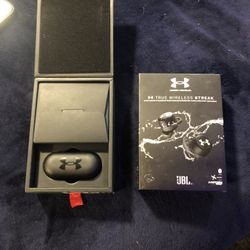JBL Under Armour “True Wireless Streak”