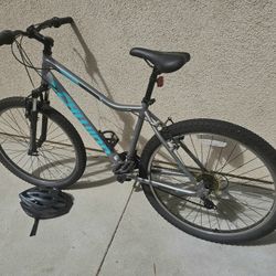 Schwinn Women's Mountain Bike