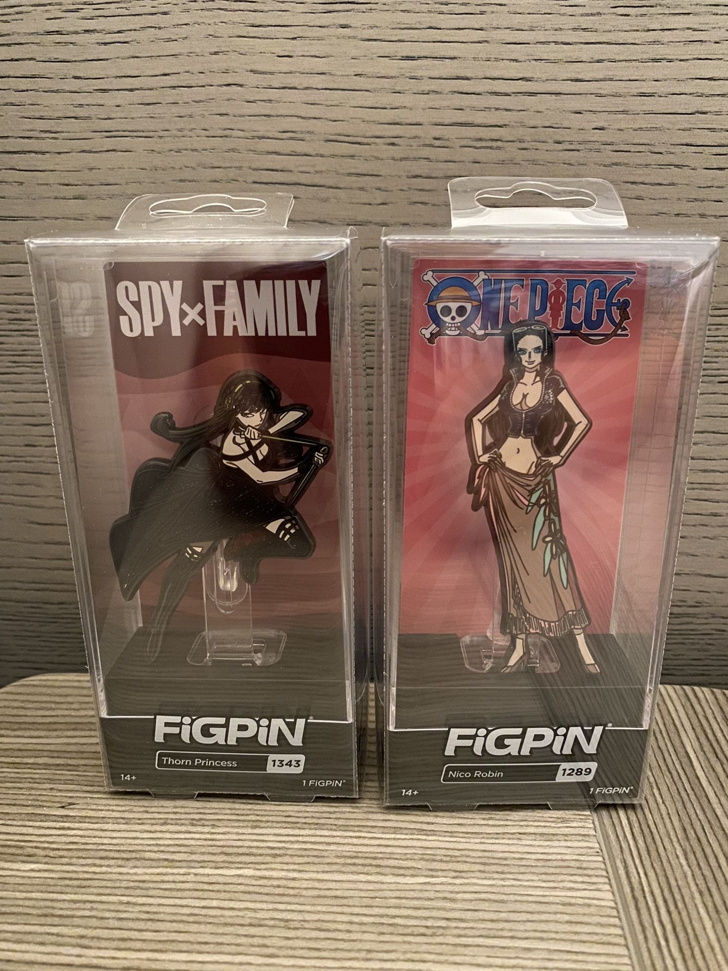FiGPiN Yor Forger & Nico Robin Anime Expo Exclusive 2023