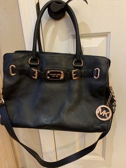 Michael Kors Black and Rose Gold Purse