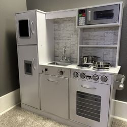 Kids Kitchen