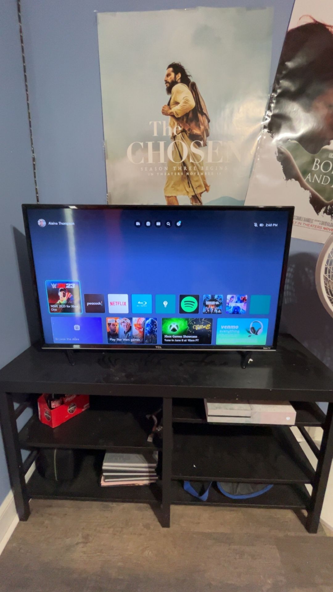 Xbox One Is Bundle – 10 Games + 2 Controllers