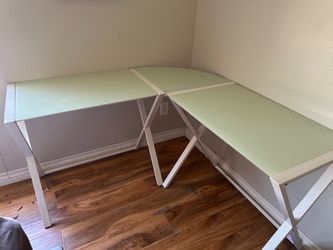 L shaped desk
