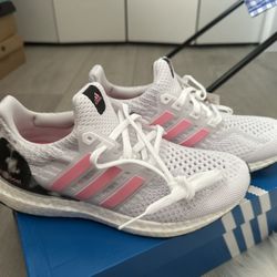 Women’s Brand New Adidas Size 7