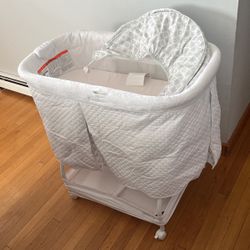 Bassinet 