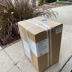 Hisense Dehumidifier- Brand New