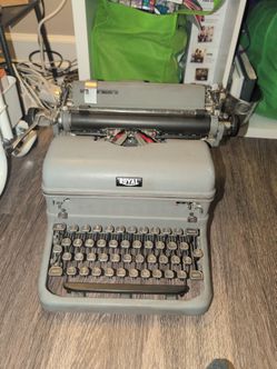Royal type writer