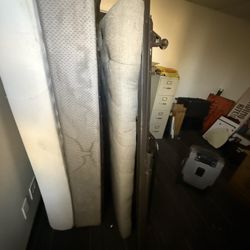 Queen Bed Frame And Mattress 