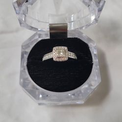 Diamond Ring 14kt Gold Size 6.25
