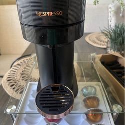 Nespresso Vertuo Next Coffee and Espresso Machine by De'Longhi, Rose Gold