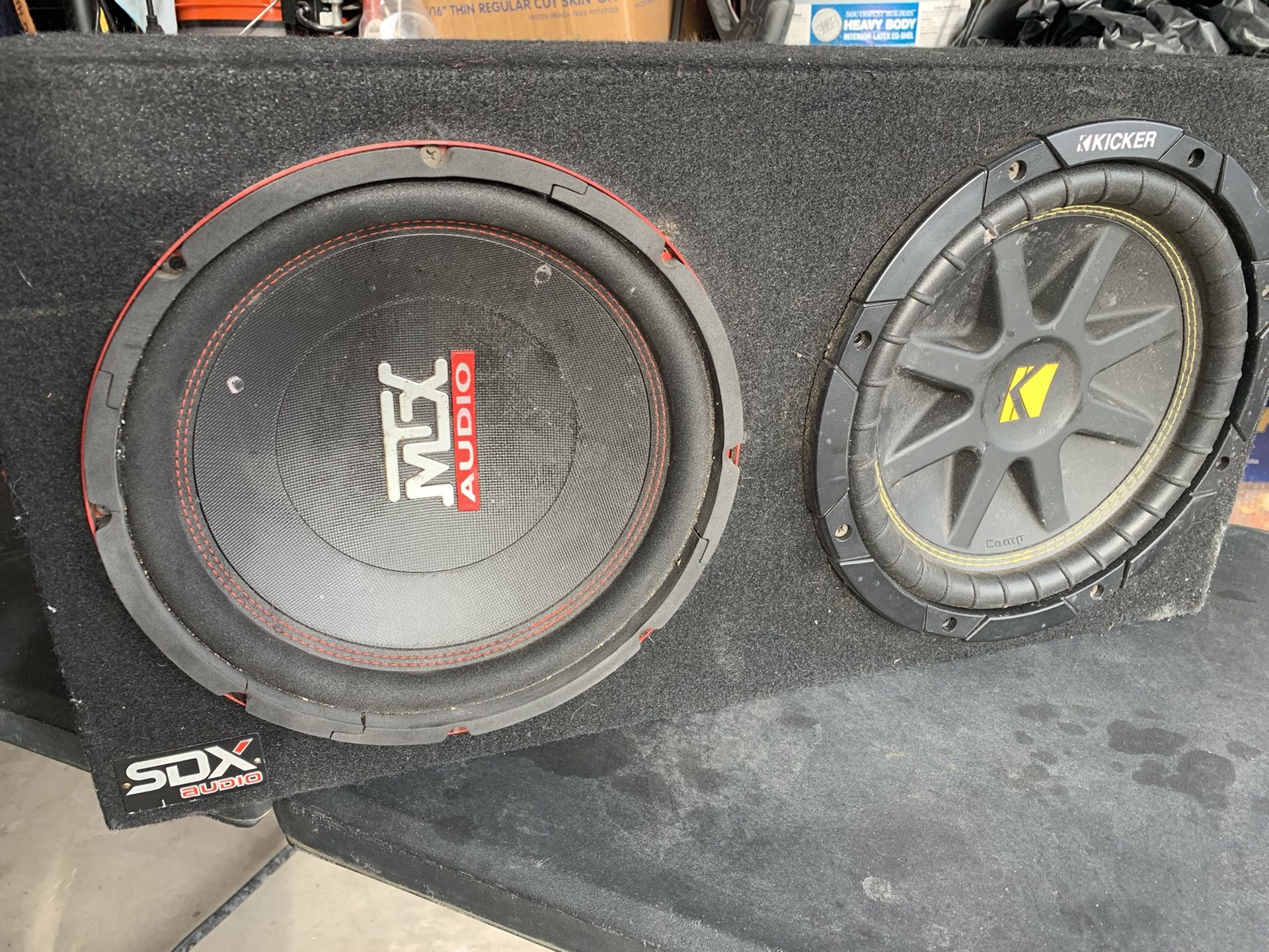 Speaker box 10” subwoofers