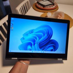 Lenovo IdeaPad Flex 4-1470 14" Laptop touchscreen FLEX 
Intel Pentium 4405U
4GB RAM
120GB SSD 
Windows 11 pro.  Microsoft office installed.  It has so