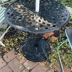 Outdoor Wrought Iron Table Umbrella And Base 