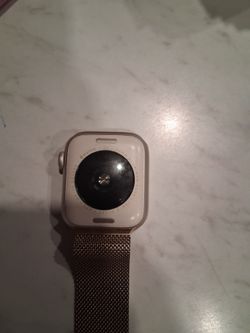 Apple Watch 2025 SE 40mm
