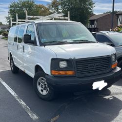 2008 GMC Savana