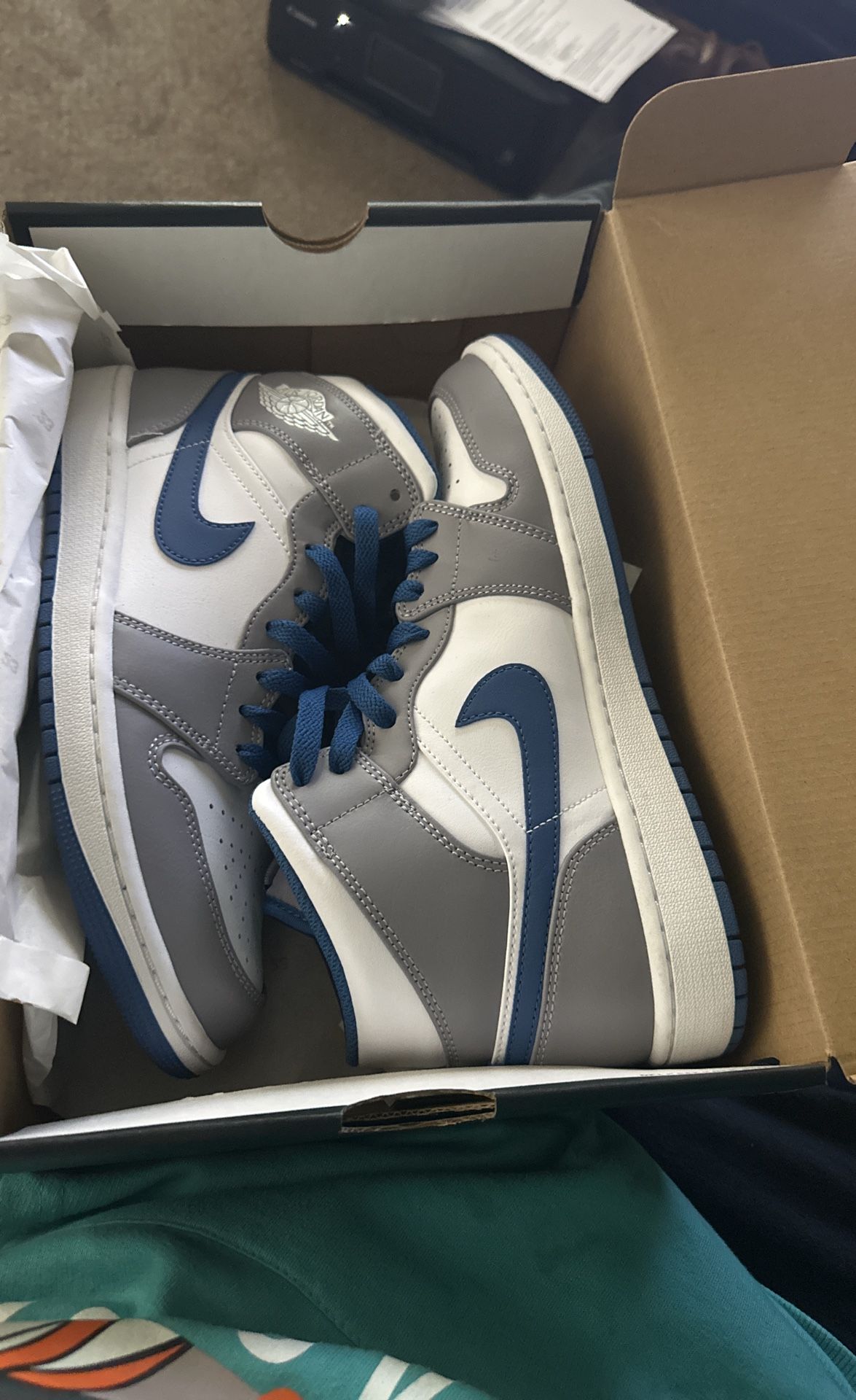 🔥🔥Fresh Pair Jordan Nikes Men Brand New