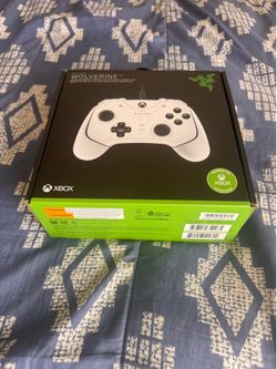 Razer Wolverine V2 Chroma White Wired Controller RGB Xbox Series X|S One PC, JI