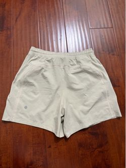 Lululemon Men’s Pace Breaker Lined Shorts Beige Athletic Running 30-31 W XSl