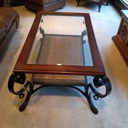 Coffee table and side table