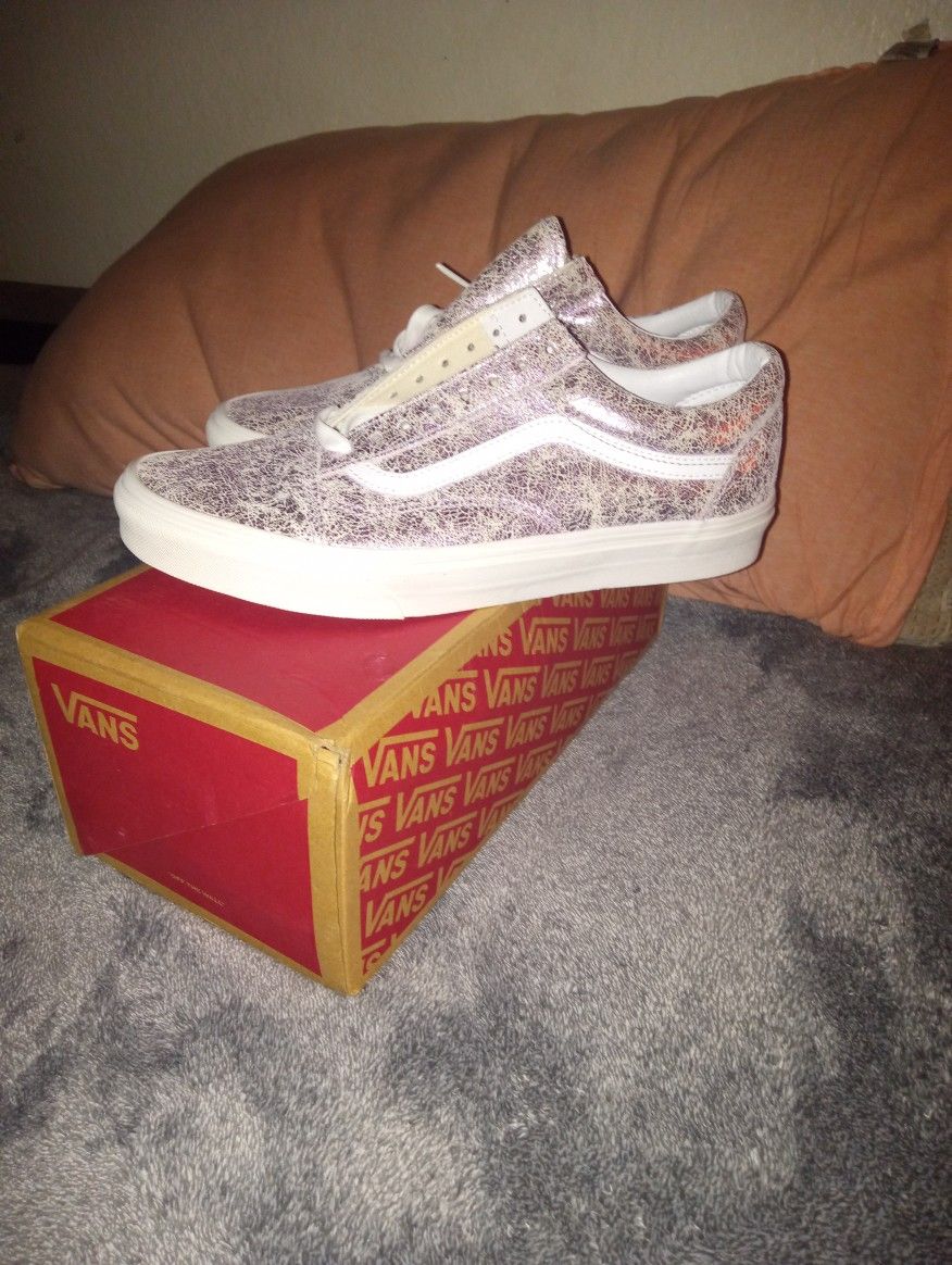 Size 10 USA Men's Vans