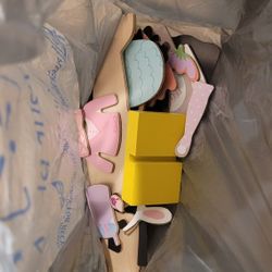 Dress up Magnet Game