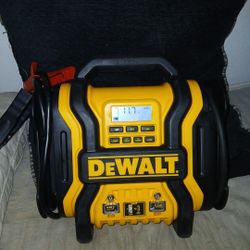 New Dewalt Power Station ** DXAEPS14