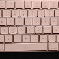 Apple Magic Wireless Keyboard 