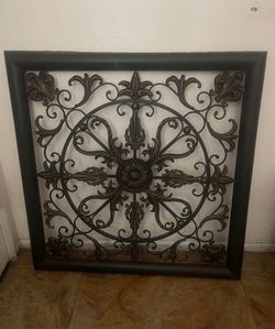 Metal wall decor