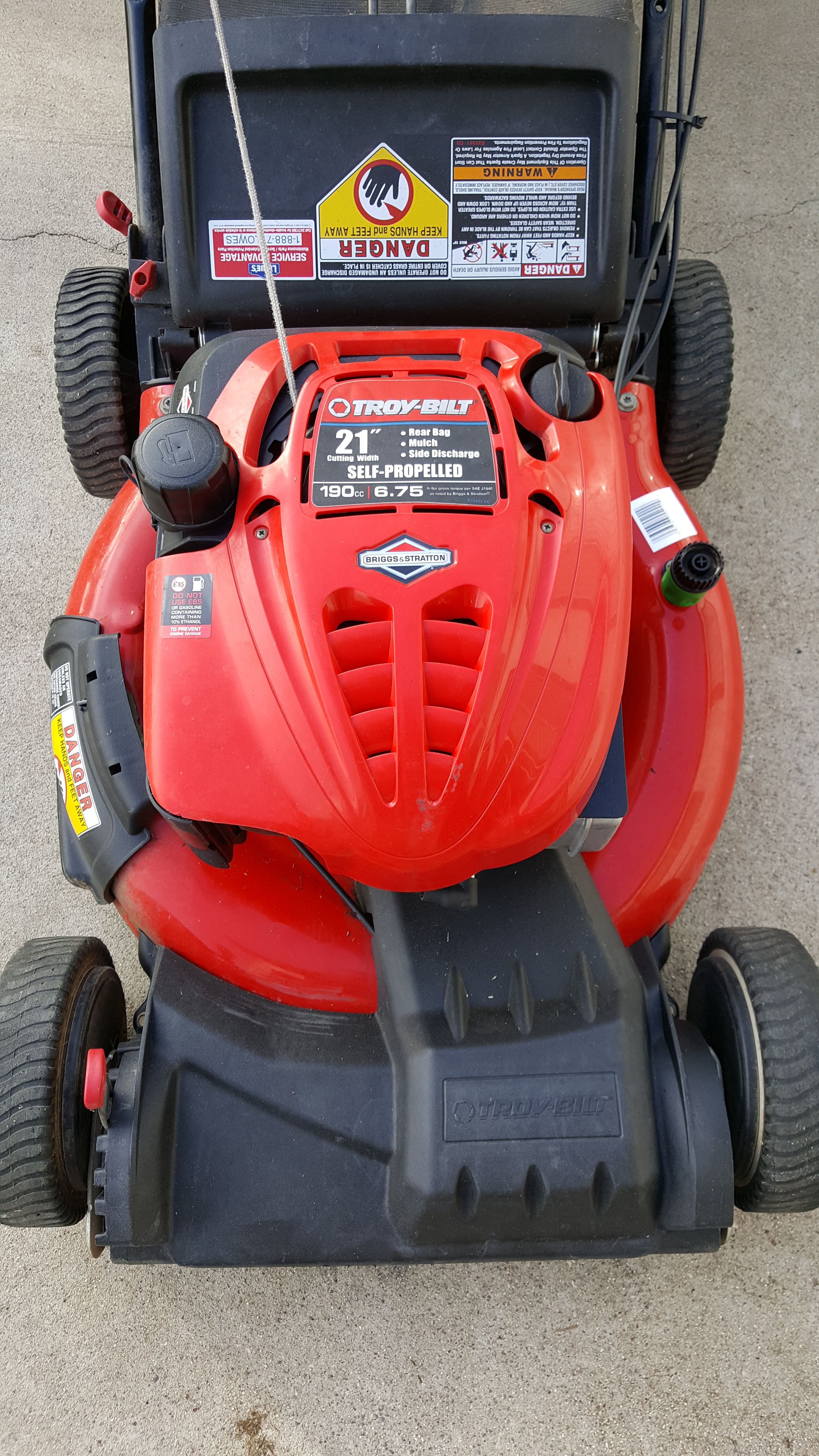 Troy bilt 6.75 190cc self propelled lawn mower