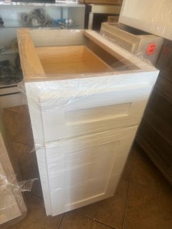Kitchen base 12wx24dx36h