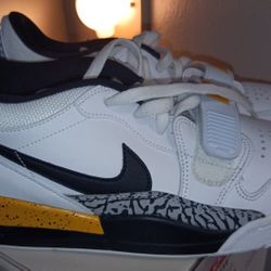 Mens Jordans