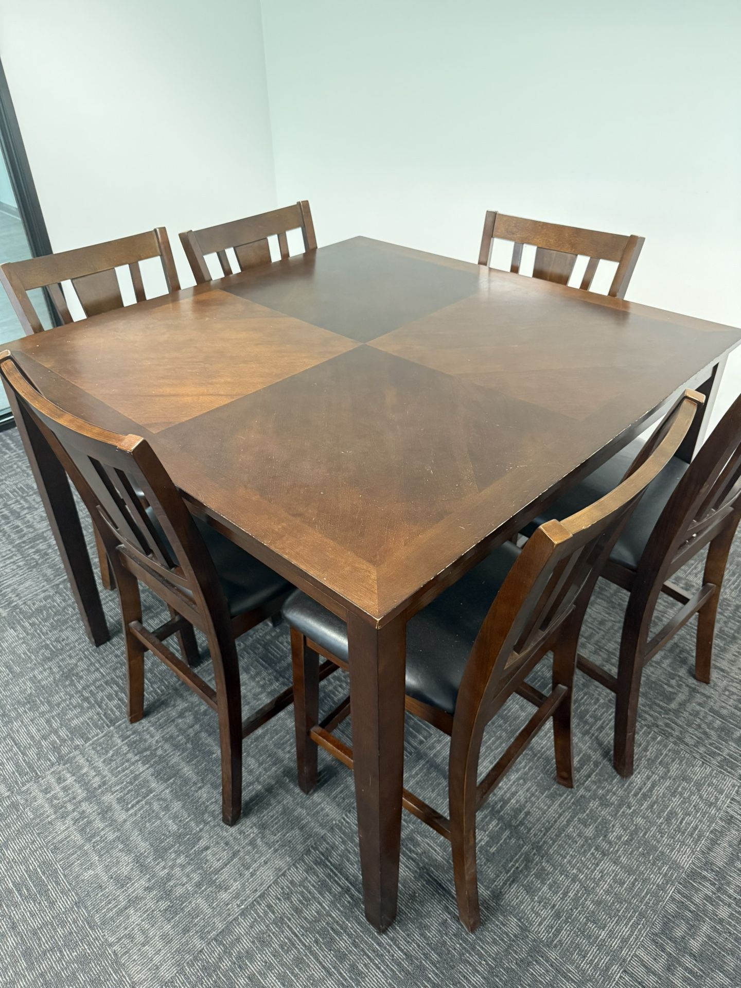 Kitchen Table and Chairs
