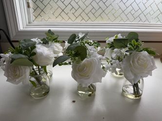 6 - White Rose & Eucalyptus In Glass Jar