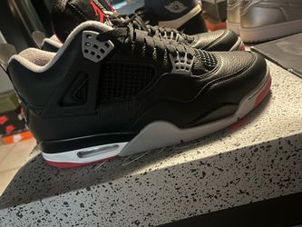 BRED 4s size 11.5