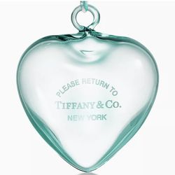 Tiffany & Co. Crystal Glass Heart Ornament  return to tiffany Etched Heart accessory Crystal Glass