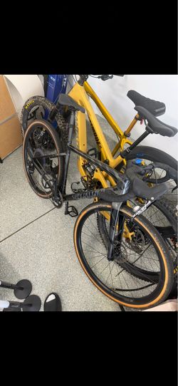 Specialized Diverge Gravel Bike