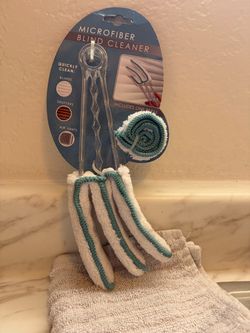 Blinds cleaner